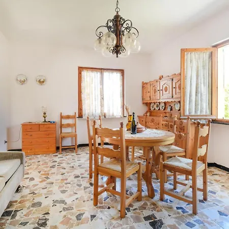 Beautiful In With Kitchen *