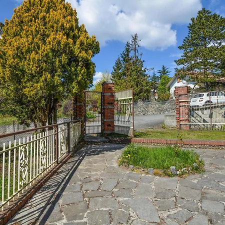 3 Bedroom Stunning Home In Ponzone *
